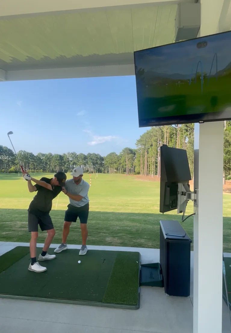 Dynamic golf swing